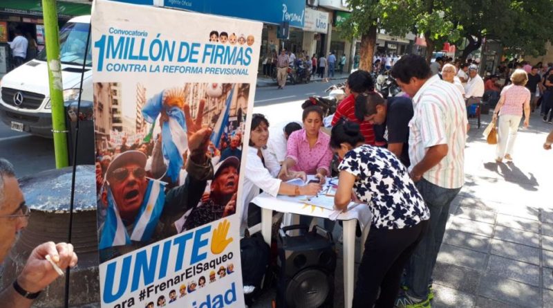 Se recolectó el millón de firmas contra la reforma previsional