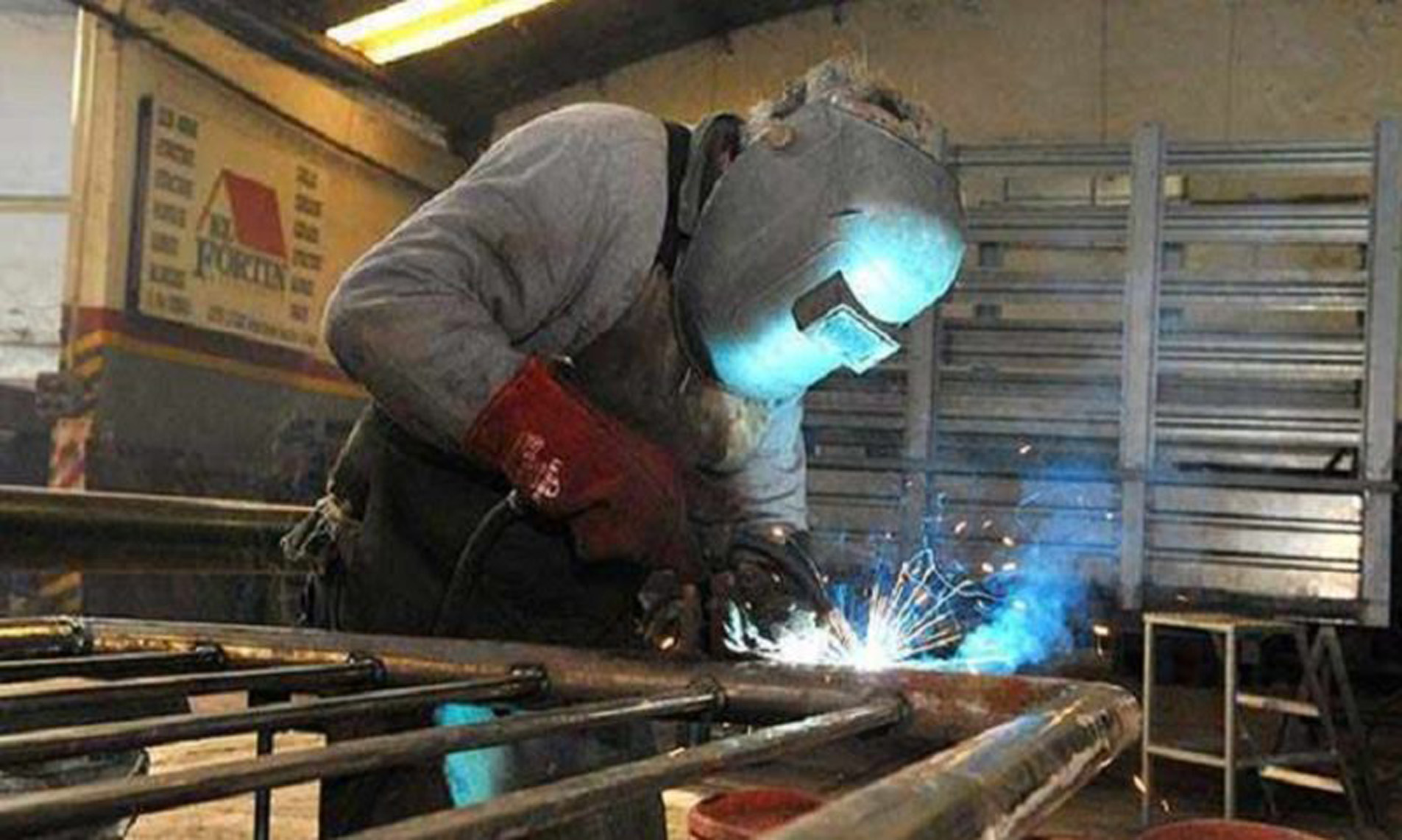 Industria metalúrgica: crece el desempleo y suspenden personal