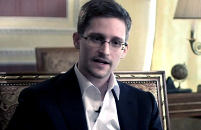 Absuelvan a Snowden
