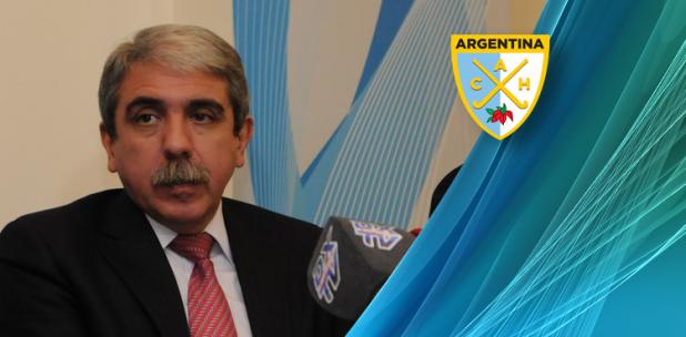 Aníbal Fernández renunció a la presidencia de la confederación argentina de hockey