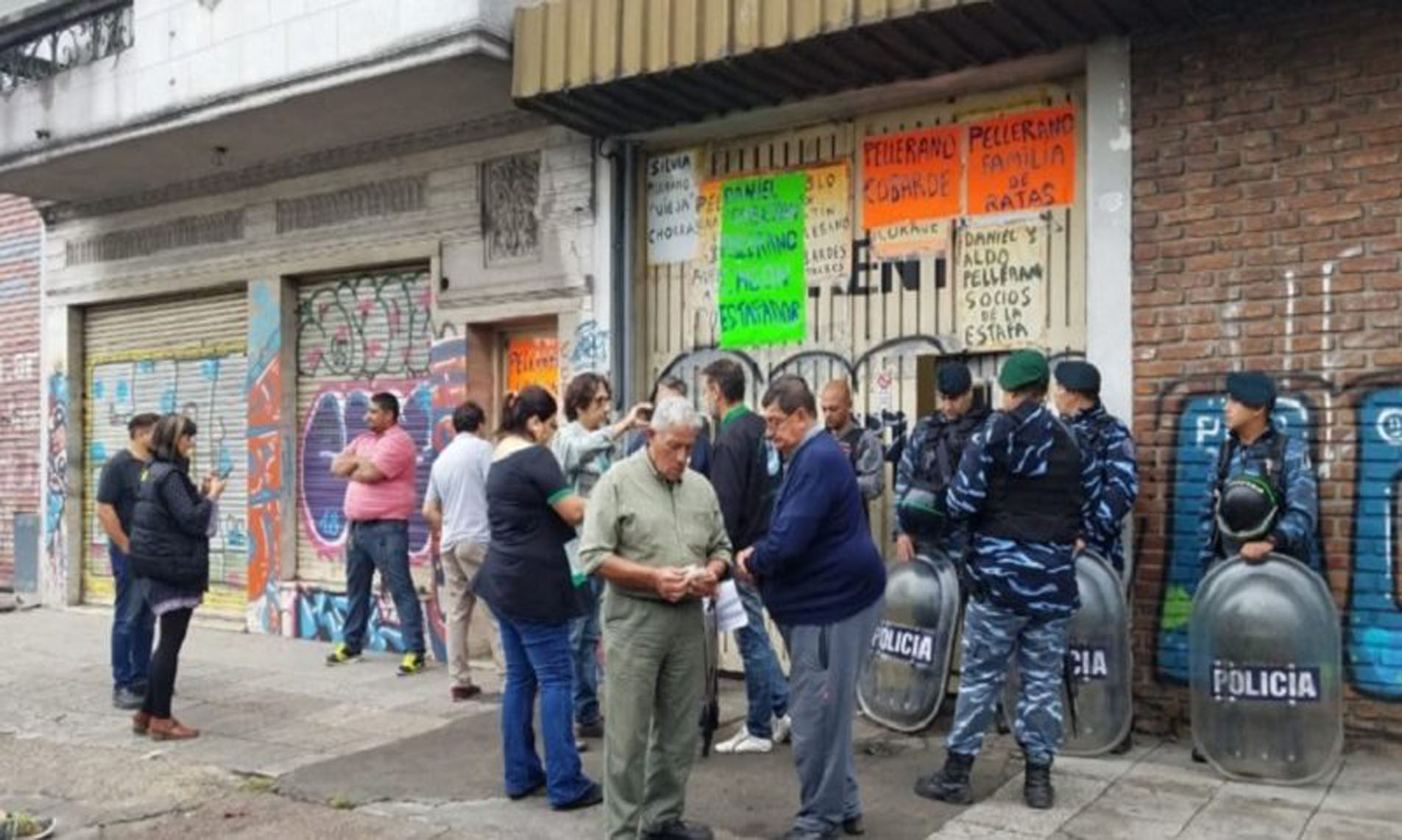 Quilmes: desalojaron la cooperativa gráfica El Registro