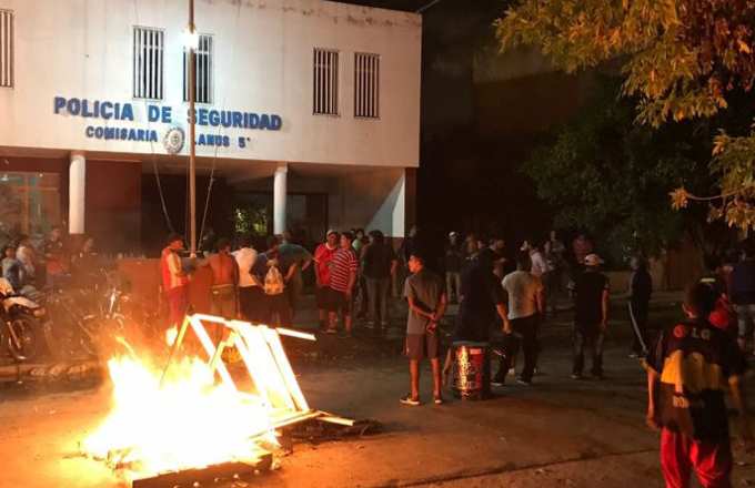 Feroz represión policial en un comedor de Lanús